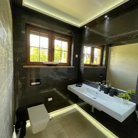 Villa Chce Tu Zostac