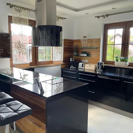 Villa Chce Tu Zostac